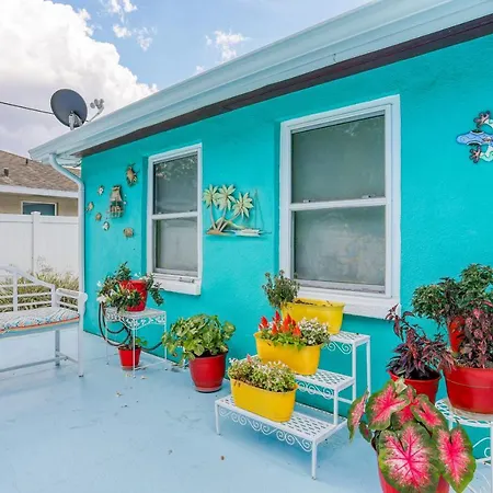 Aquamarine Rose Villa